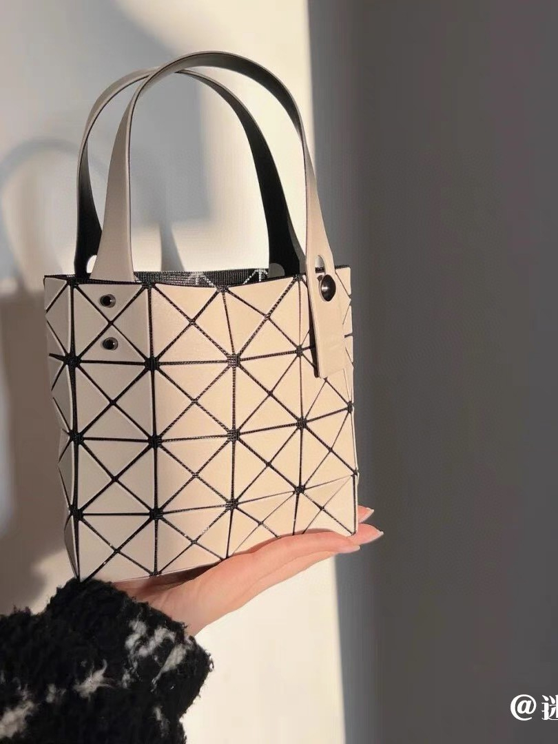 copy-1729753340-closet7202nd_EC82ACECA784_20231009_15.jpeg