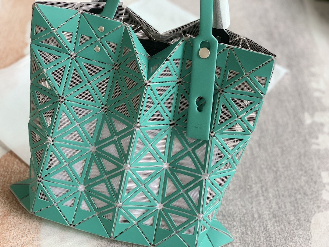 copy-1729752350-closet7202nd_EC82ACECA784_20230923_4.jpg