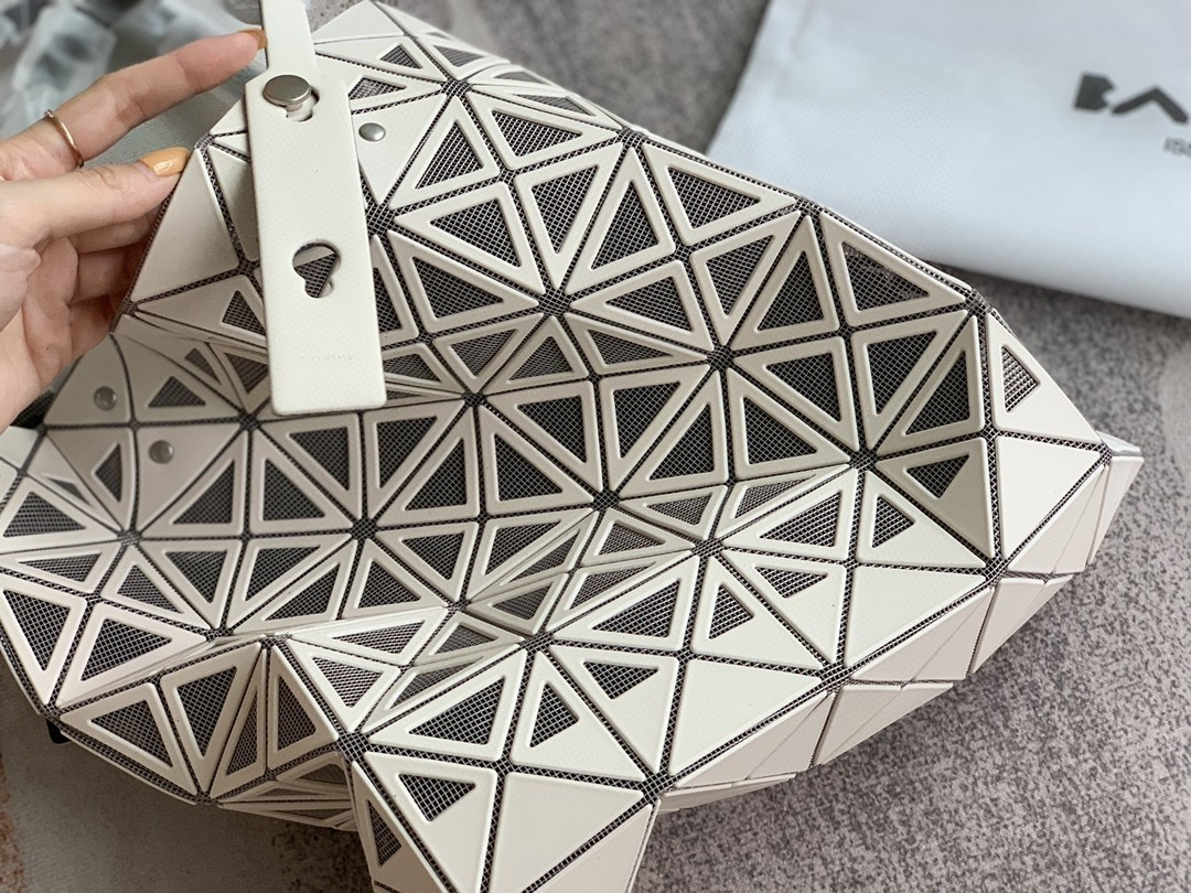 copy-1729752350-closet7202nd_EC82ACECA784_20230923_37.jpg