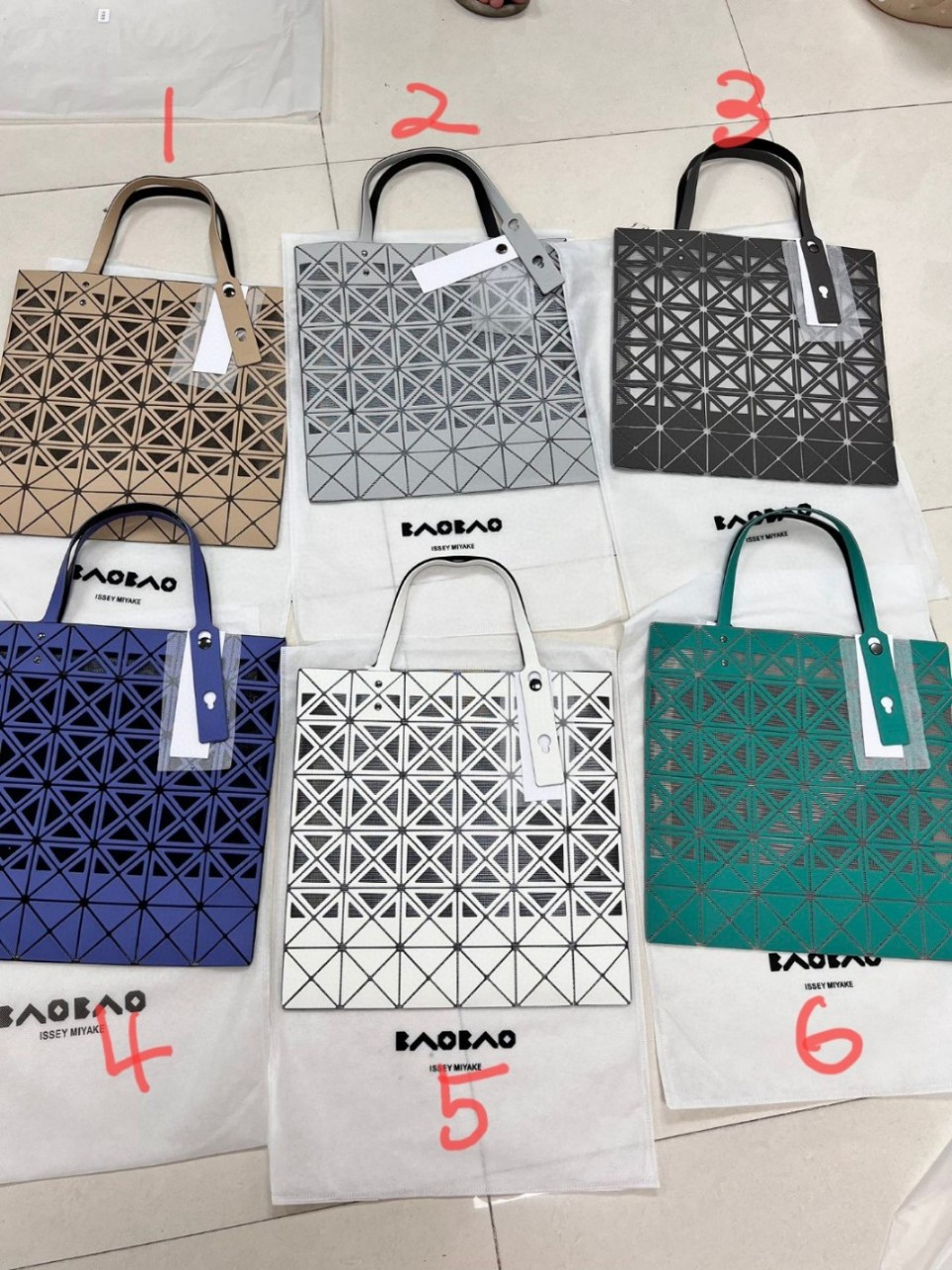 copy-1729752350-closet7202nd_EC82ACECA784_20230923_43.jpg