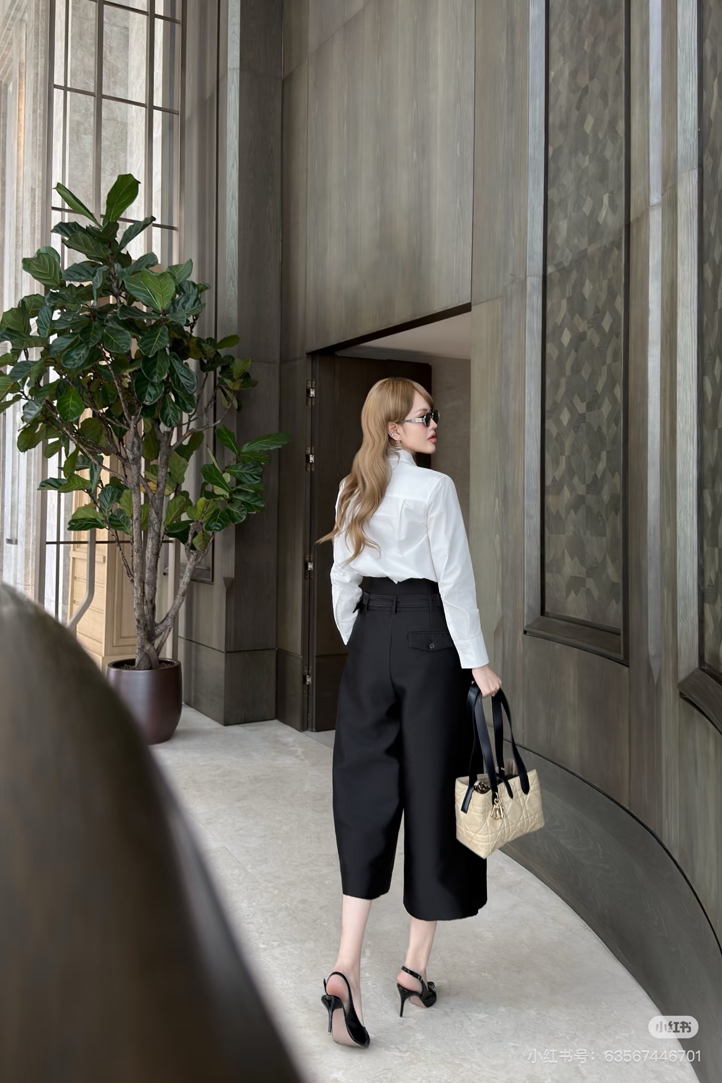 586 디 DIO 벨트 크롭 팬츠