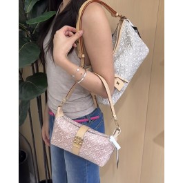 032 루이 LOU 포쉐트 미아 POCHETTE MIA (에웃.우)